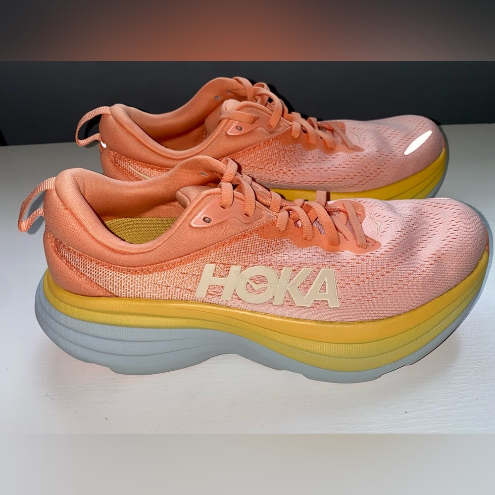 Never Worn HOKA Bondi 8 Women's
Shell Coral/Peach Parfait Tennis Shoes